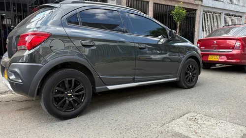 Chevrolet Onix 1.4 Lt