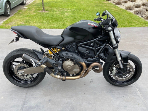 Ducati 821 Dark Inmaculada Accesorios Escape 1ra Mano