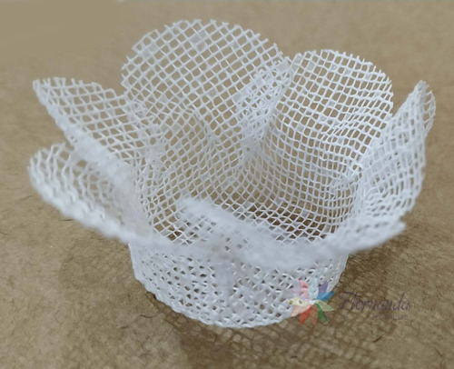 50 Forminhas Para Doces Modelo Flor Em Tela Escócia Base 3cm