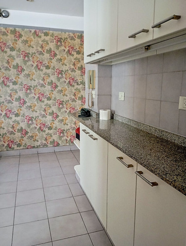 Departamento Alto En Venta Frente A Plaza Carlos Pellegrini, Jockey Y 2 Embajadas Cochera Vig24hs