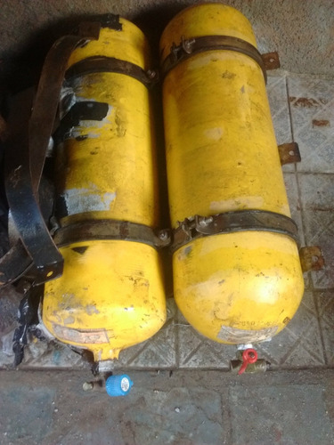 2 Cilindro Gnv 7,5mt Com Suporte