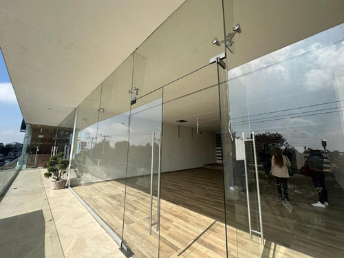 Local Comercial En Renta En Colonia San Salvador Tizatlalli, Metepec, Estado De México