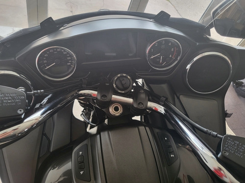 Star Venture 1900 Unica Tipo Goldwing Rec Inferior Tuamoto