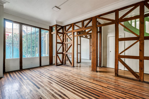 Casa Remodelada Con Patente Comercial En Excelente Estado