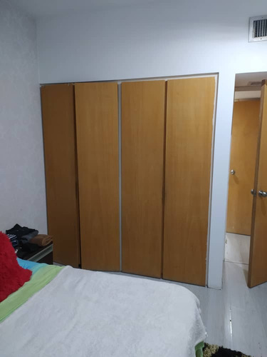 Habitación En Alquiler. Los Dos Caminos.