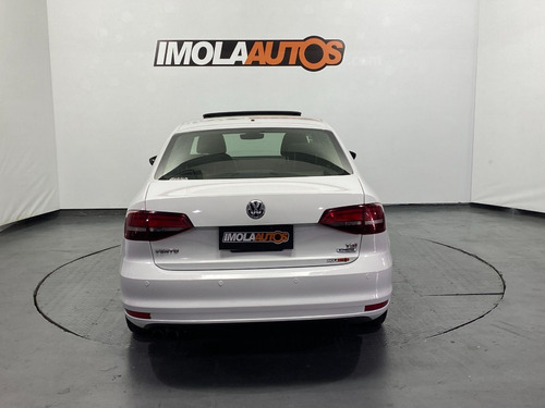 Imagen 6 de 12 de Volkswagen Vento 1.4t Comfortline Dsg Mt 2017-imolaautos