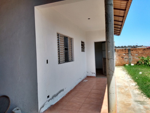 Excelente Casa De 76m² C/ Terreno De Com + De 356m². Docto. Ok Aceita Financiamento