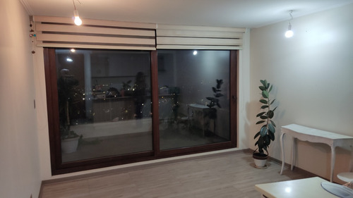 Amplio Depto. Cómo Nuevo En Condominio, 80 Mt2. 2d 2b 1e