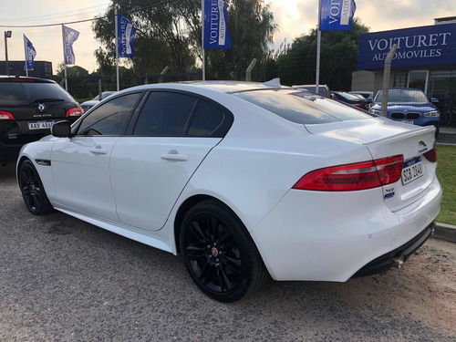 Jaguar Xe R Sport 2.0t 240cv