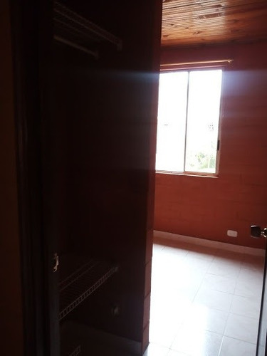 Imagen 26 de 29 de Casas En Arriendo Calicanto 1067-502