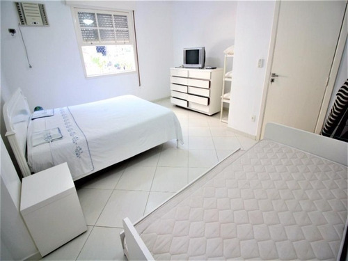 Imagem 8 de 15 de Guarujá - Praia Das Pitangueiras - 2 Dormitórios- 1 Suíte - Reformado- 1 Vaga De Garagem. - Ap3681 - 34710525