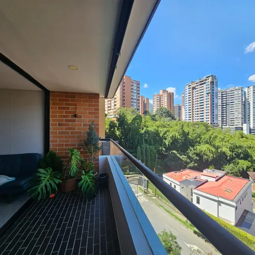 Unidad Ubicada En El Sector Del Esmeraldal Envigado 80 Mts Cod.290525-01