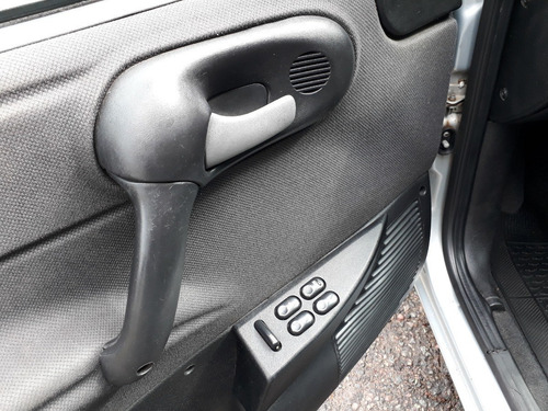 Chevrolet Corsa 4 Puertas Full