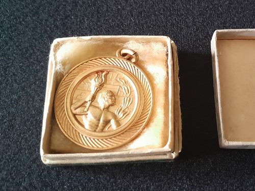 Antigua Medalla Deportiva Premio Testai (Usado)