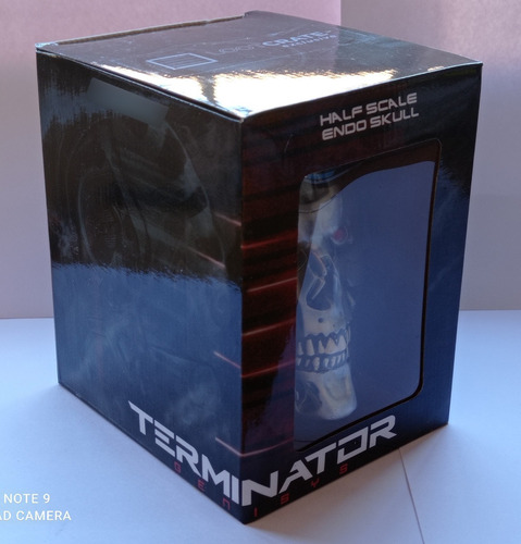 Endoskeleton Skull 1/2 Scale Replica Terminator Genisys (Usado)