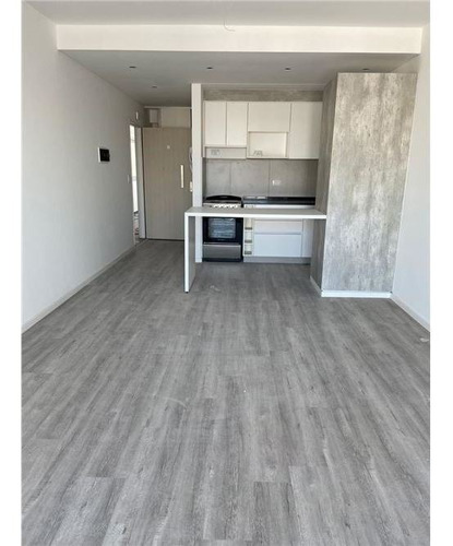Imagen 6 de 18 de Venta Monoambiente En V. Crespo - Apto Profesional