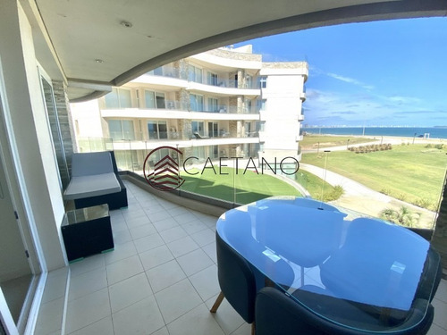 Apartamento De Un Dormitorio En Primera Linea!- Ref: 2448