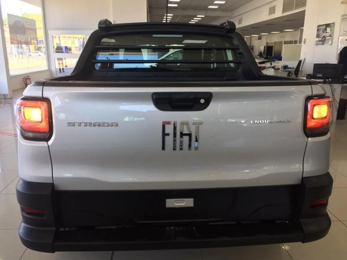 Fiat Strada 1.4 8v Freedom Cd