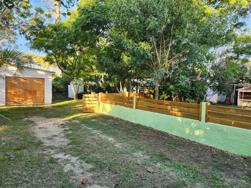 Solar 1675 M2, Con 2 Casas, Parque 1000 M2, Todo En 1 Padron