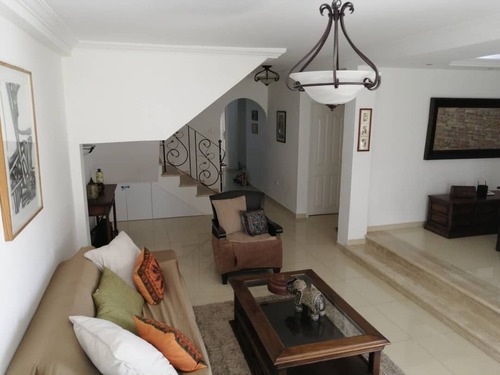 Imagen 3 de 19 de Thown House Urb. Villas Del Sol (marco Valencia 04243431163)