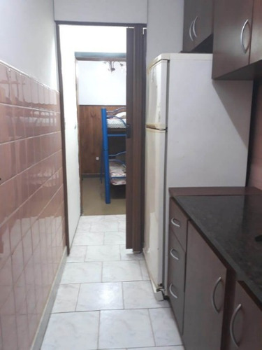 Imagen 5 de 11 de 2 Amb Con Dependencia, Balcon Y Patio - Centro- Con Renta