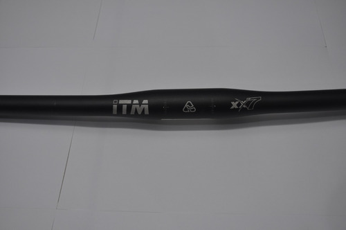 Guidão Aluminio Flat 31.6 / 680mm Itm