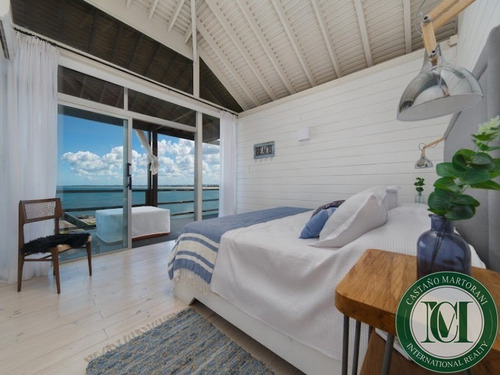 Imagem 18 de 30 de Maravilhosa Casa Com Vista Para A Praia Mansa. - Ca00395 - 70222101