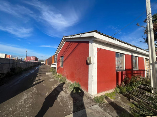 Arriendo Estupendas Bodegas De 200m2 En Jaime Repullo Thno.