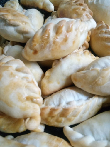 Lunch Catering 20 Personas Pizzas Y Empanadas Artesanales