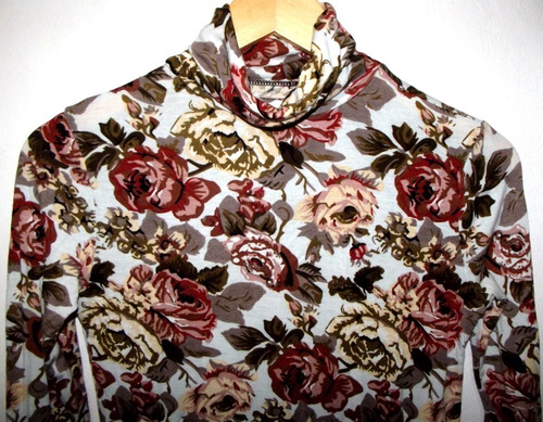 Remera Polera Algodón Lycra Floreada Talle M Impecable
