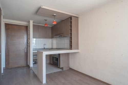 Imagen 12 de 30 de Departamento Con Excelente Conectividad En Santiago Centro