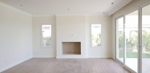 Imagen 9 de 30 de Excelente Casa A La Laguna En Complejo Villa Nueva - San Francisco