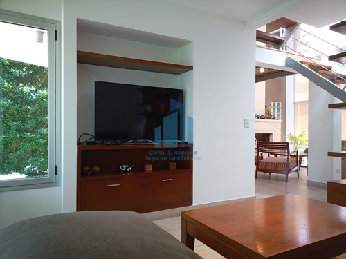 Venta Casa En Country San Patricio, Moreno