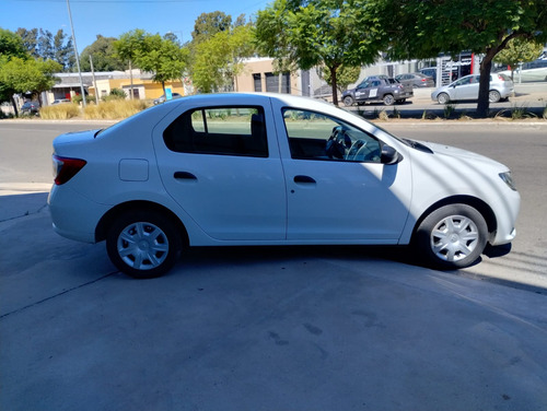 Renault Logan 1.6 8V AUTHENTIQUE L13