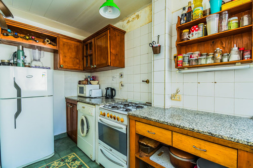 Venta Departamento 2 Ambientes Lateral Piso Alto En Balvanera