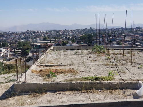 Terreno En Venta Con Titulo De Propiedad En Colonia Camino Verde, Tijuana Bc