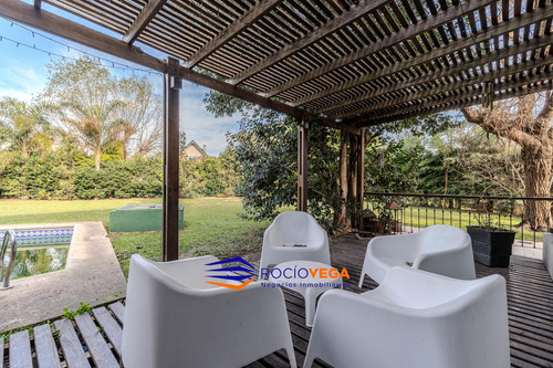 Casa En Venta Y Alquiler En Campos De Alvarez