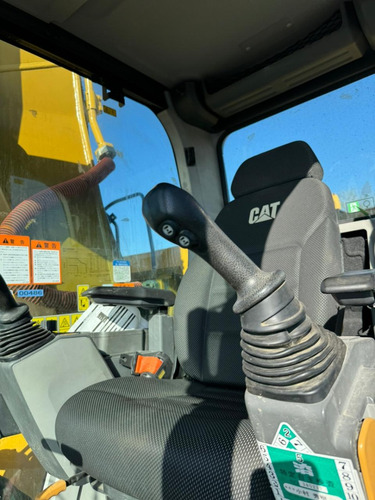Excavadora Cat 320 2017-hex00486 **