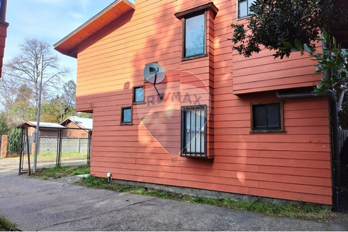 Casa En Arriendo Pucón: Mascotas Bienvenidas