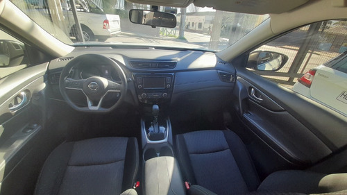 Imagen 17 de 19 de Nissan X-trail Cvt 2.5 At