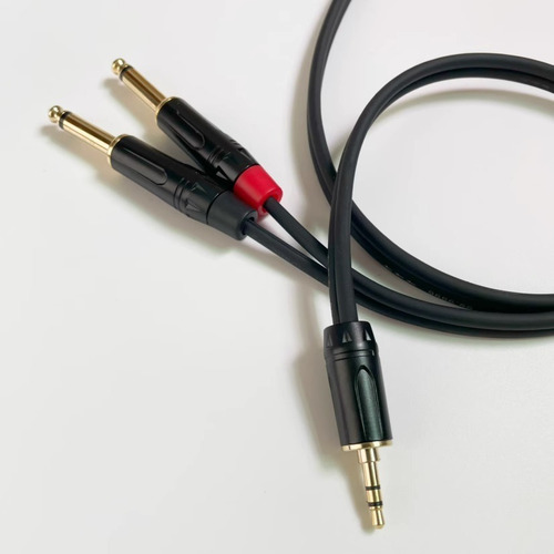 Cable De Audio De Plug Trs 3.5mm A Dual Plug 6.5mm 2m