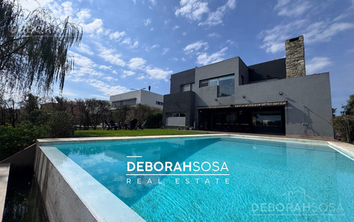 Casa En Venta 6 Ambientes Al Lago Con Pileta Y Muelle - Zona Norte Escobar El Cantón