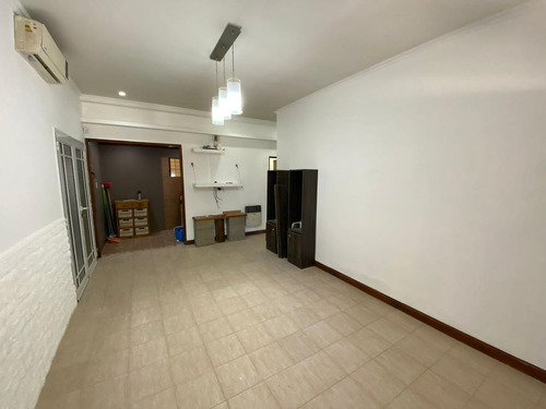 Imagen 3 de 10 de Casa Con Parque Y Pileta
