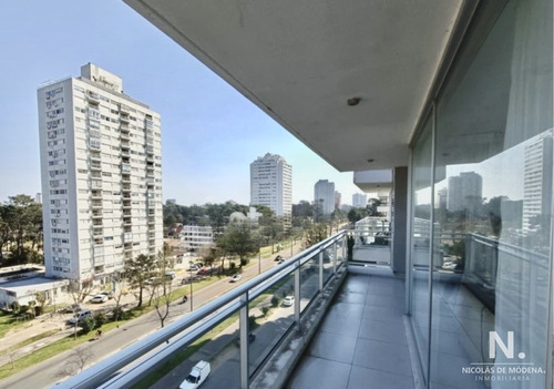 Apartamento De 3 Dormitorios En Venta En La Zona De Roosevelt En Punta Del Este