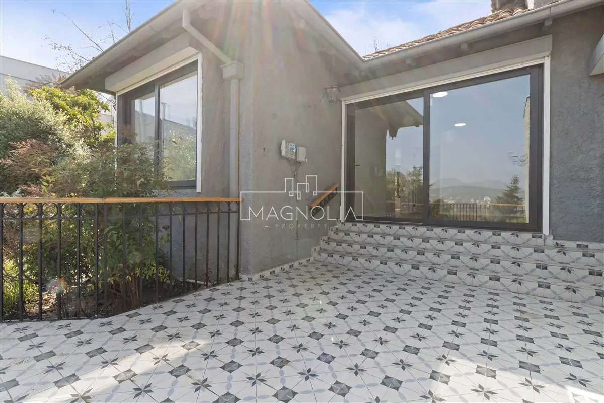Imagen 5 de 30 de Casa En Venta De 5 Dorm. En Lo Barnechea