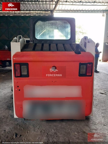 Imagem 4 de 8 de Mini-carregadeira Bobcat S130 Ref.207954