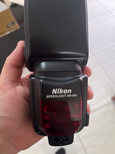Flash Nikon Sb900