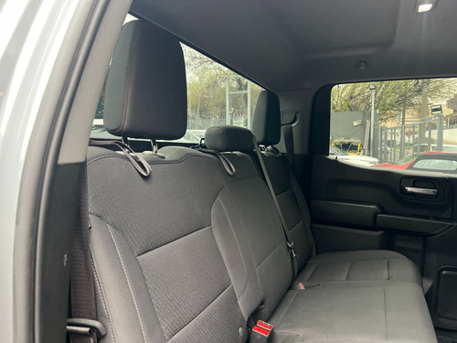 Chevrolet Silverado 2.7 T Doble Cabina 4X2 At