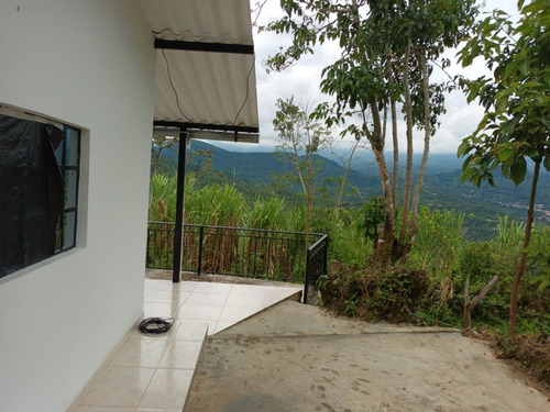 Imagen 4 de 12 de Casa Lote A 20 Minutos De Sasaima