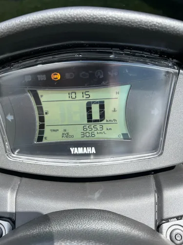 Está Muy Nueva Cero Rayón 1 Mes De Comprada En Garantía Aún